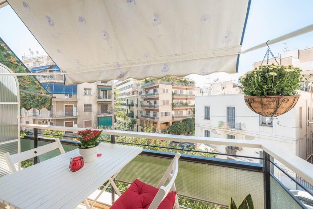 New! Bright & Remodeled 1Bed Apt 2Min Walk To Acropolis Atina Dış mekan fotoğraf